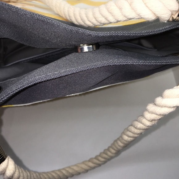 Fit & Fresh Charleston Tote - Picture 5 of 8